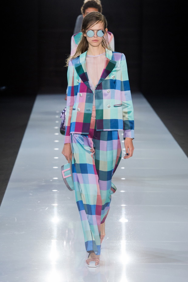 Pokaz Emporio Armani SS18