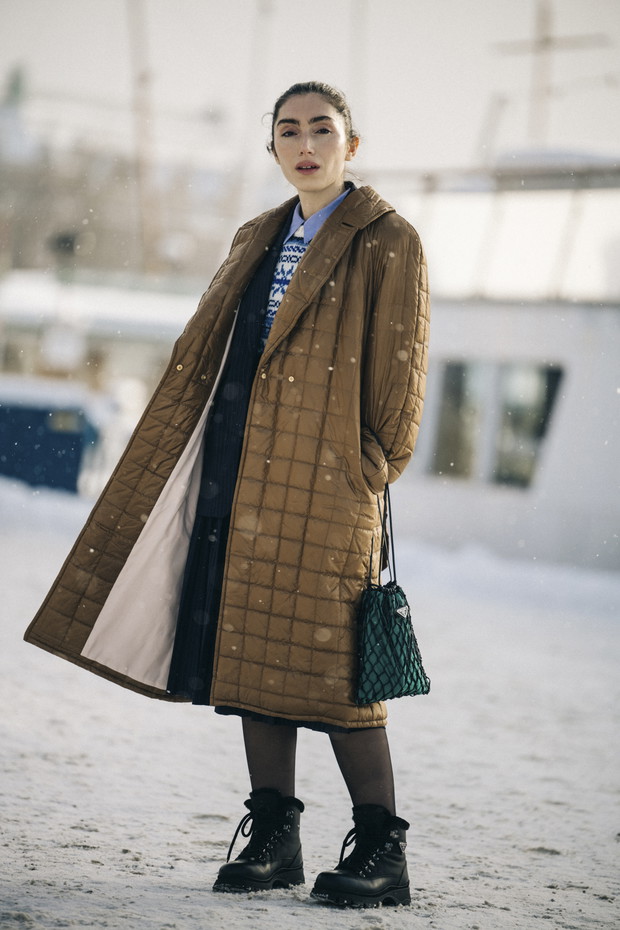 Skandynawski styl: stylizacje ze Sztokholm Fashion Week jesień-zima 2021/2022