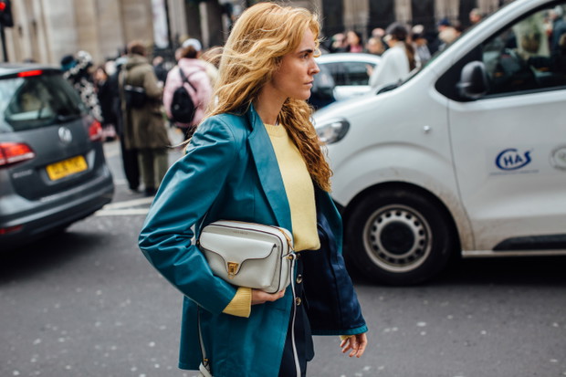 London Fashion Week jesień-zima 2020/2021: torebki, buty, dodatki