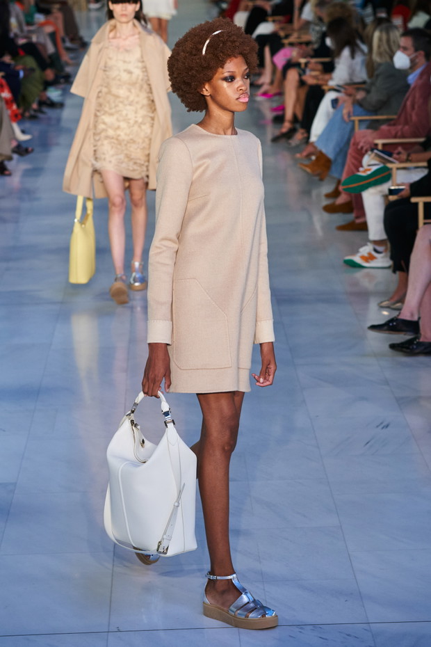 Max Mara wiosna-lato 2022