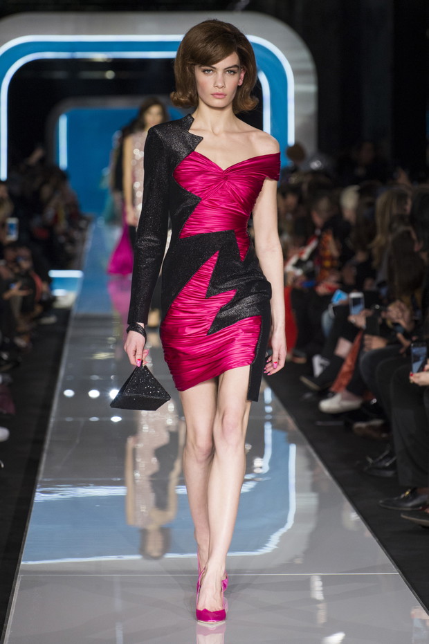 Pokaz Moschino jesień-zima 2018/2019