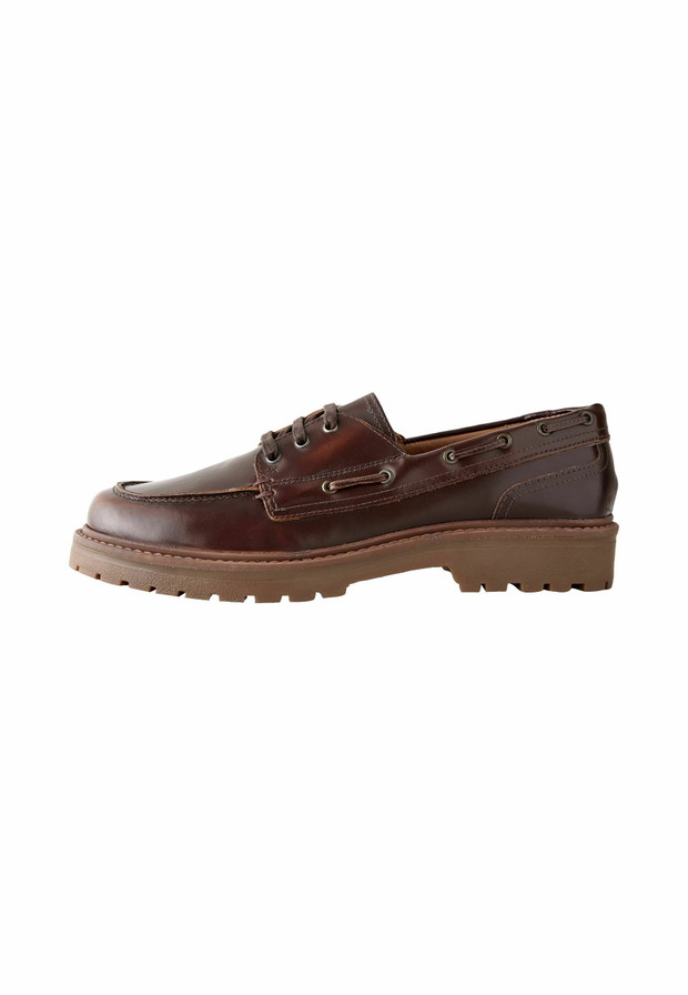 Boat shoes