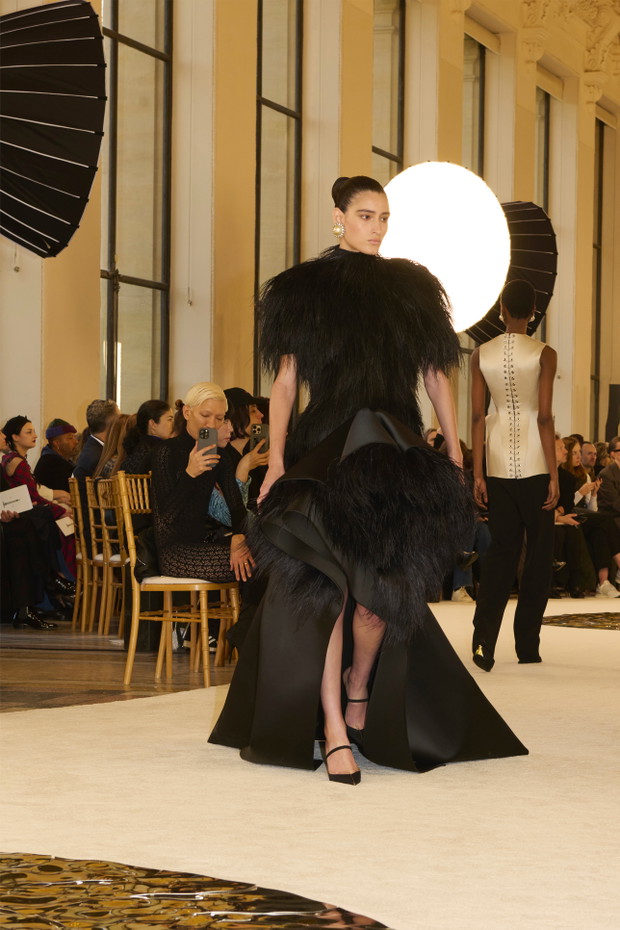 Schiaparelli Haute couture wiosna-lato 2025