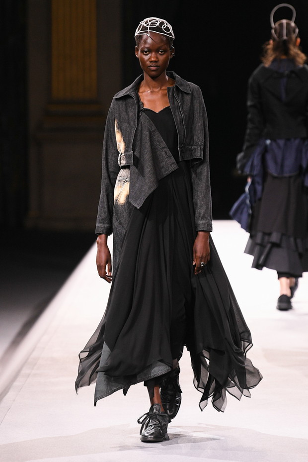 Yohji Yamamoto jesień-zima 2022/2023