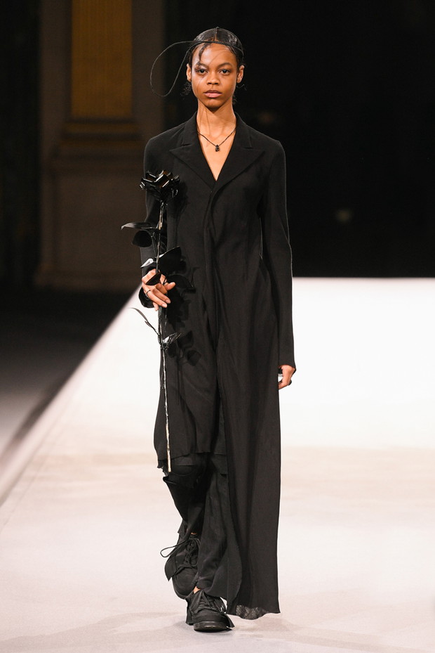 Yohji Yamamoto jesień-zima 2022/2023