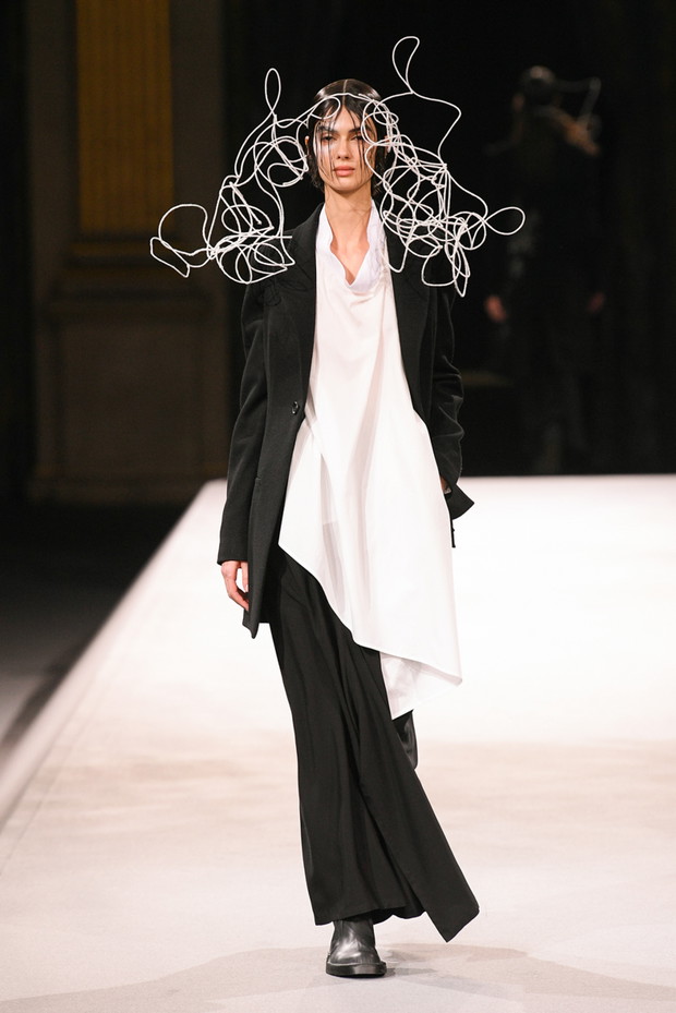 Yohji Yamamoto jesień-zima 2022/2023