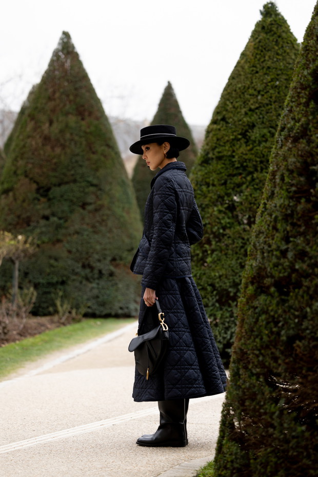 Jak noszą się teraz najbardziej stylowe dziewczyny z branży mody? Przegląd stylizacji z Paris Couture Week street style