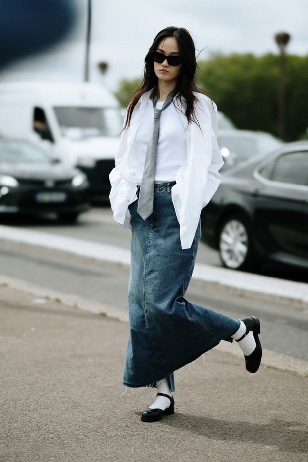 Moda uliczna na Paris Haute Couture Week jesień-zima 2023/2024