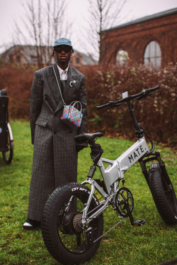 Stylizacje street style z ulic Kopenhagi Copenhagen Fashion Week