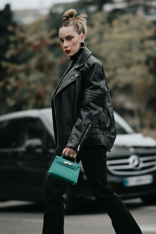 Torebki, buty i dodatki - street style z Paryża