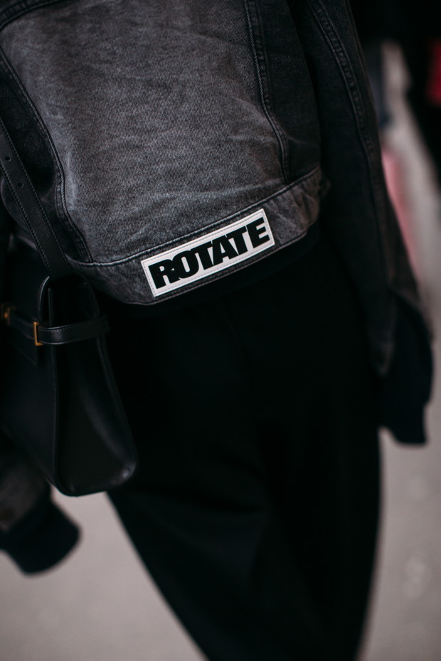 Ukochane dodatki francuskich redaktorek mody, stylistek i influencerek. Te rzeczy królowały na ulicach Paryża podczas ostatniego fashion weeka street style