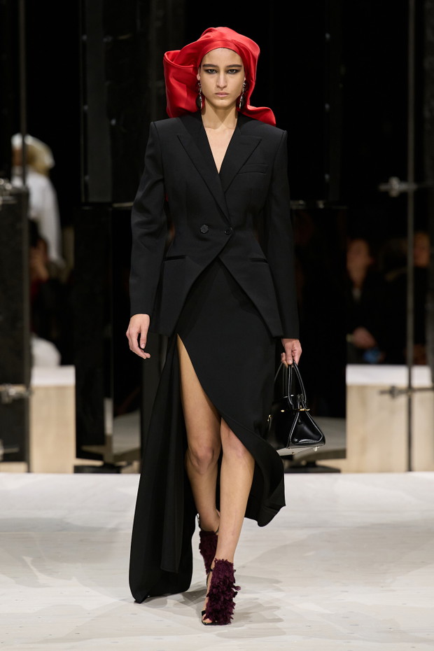 Givenchy F26