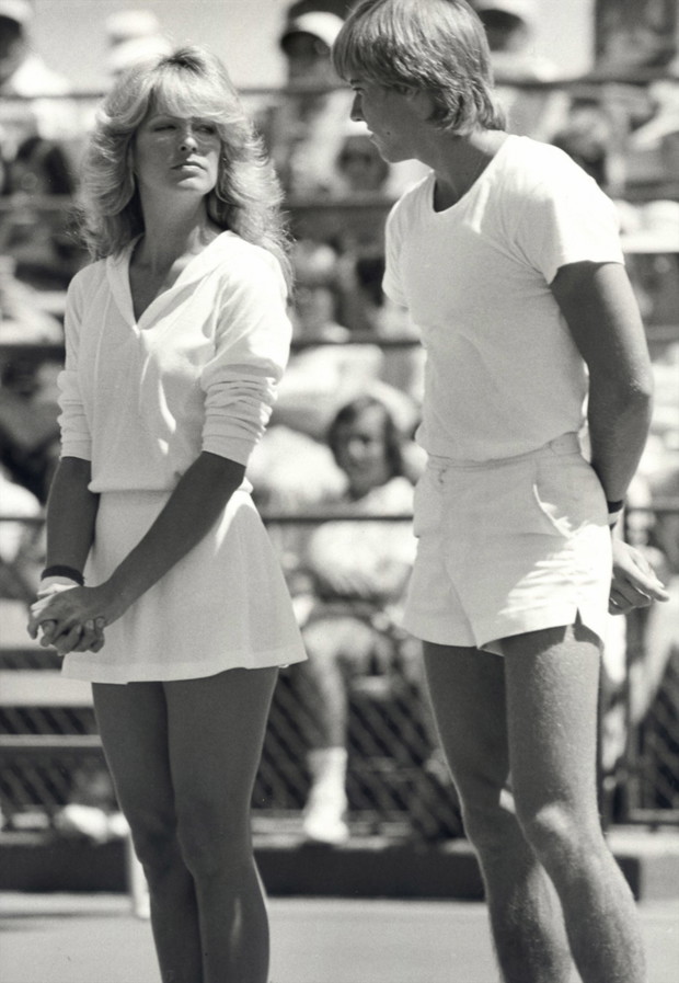 Lata 70.: styl Farrah Fawcett