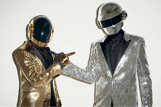 Daft Punk i Gisele Bündchen - trio idealne w sesji dla WSJ Magazine