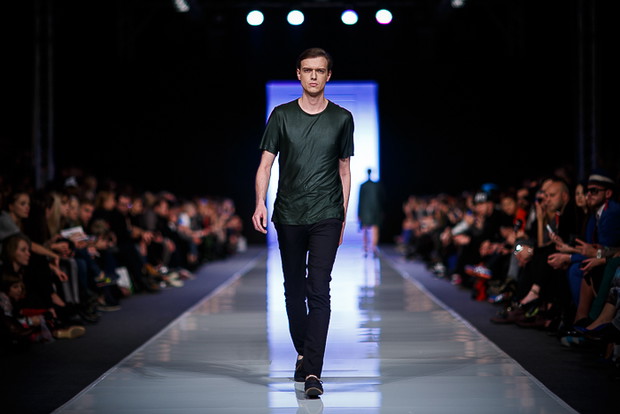 Fashion Week Poland: Wojtek Haratyk wiosna-lato 2014