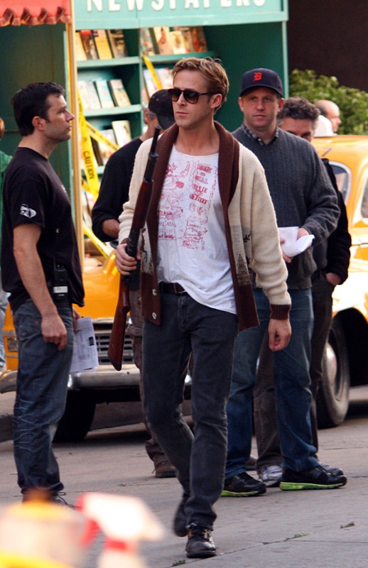 Ryan Gosling na planie filmowym Gangster Squad. Pogromcy mafii, 29.11.2011, fot. East News