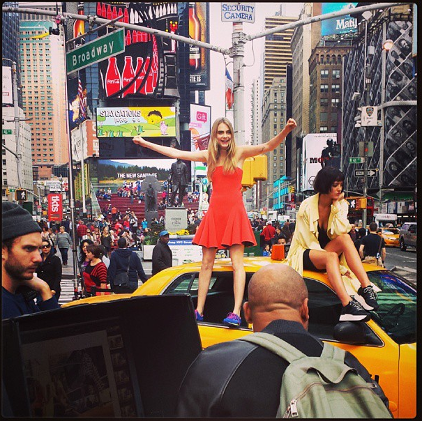 Cara Delevingne, Jourdan Dunn, A$AP Rocky dla DKNY