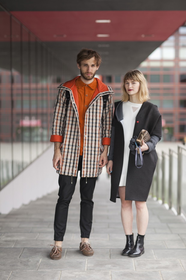 Street fashion na Fashion Week Poland jesień-zima 2014/2014, fot. Szymon Brzóska/ www.stylestalker