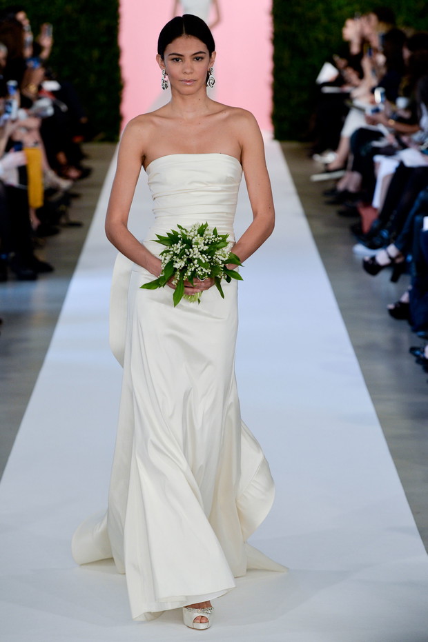 Suknie ślubne wiosna 2015: Oscar de la Renta
