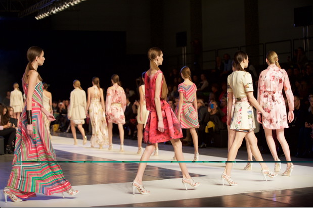Fashion Week Poland: Katarzyna Łęcka wiosna-lato 2015