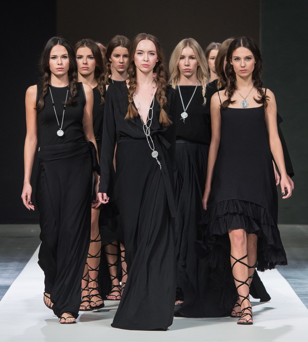 Fashion Week Poland: Natasha Pavluchenko wiosna-lato 2015
