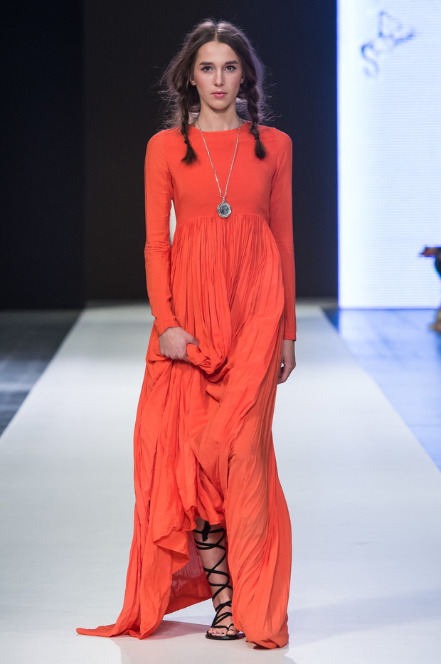 Fashion Week Poland: Natasha Pavluchenko wiosna-lato 2015