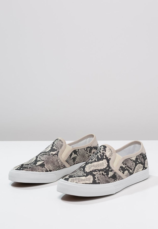 Modne buty z sieciówek na wiosnę 2015