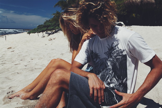 Alexis Ren i Jay Alvarrez dla Pull & Bear Let