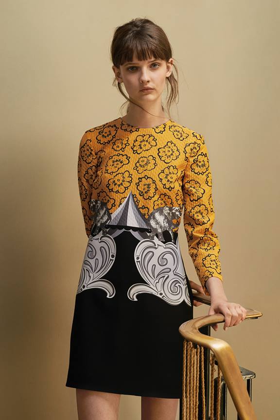 Victoria, Victoria Beckham Pre Sping Summer 2016