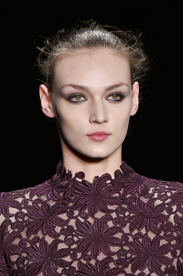 Look z wybiegu: Monique Lhuillier jesień-zima 2015/2016