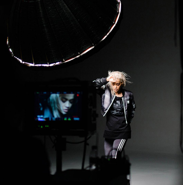 Kosmiczna kolekcja adidas Originals x Rita Ora