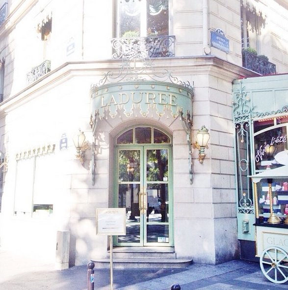 Ladurée Paris - narodowa duma Francji