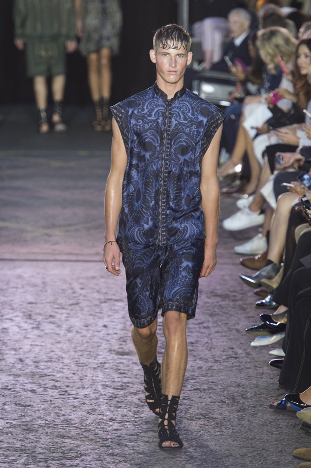 Julien Macdonald wiosna-lato 2016