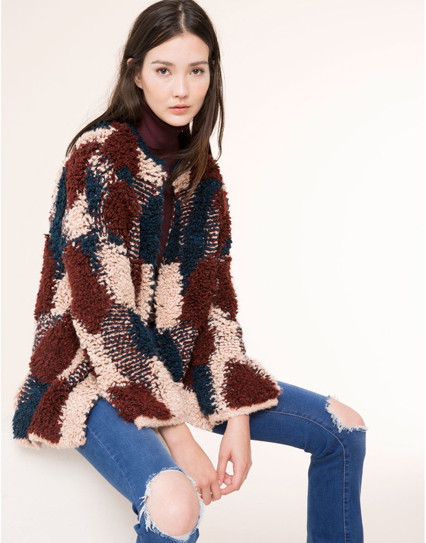 Swetry oversize - trendy jesień-zima 2015/2016