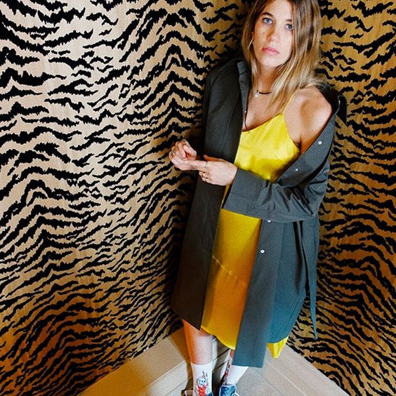 Stylizacje blogerek w Mango