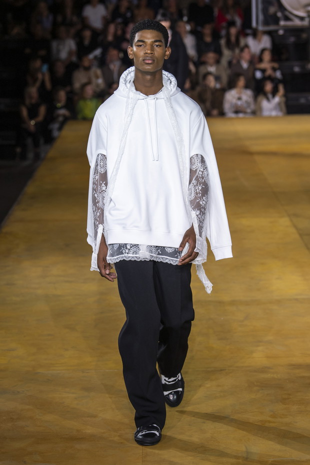 Pokaz Burberry SS20