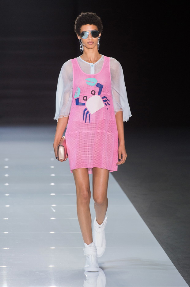 Pokaz Emporio Armani SS18