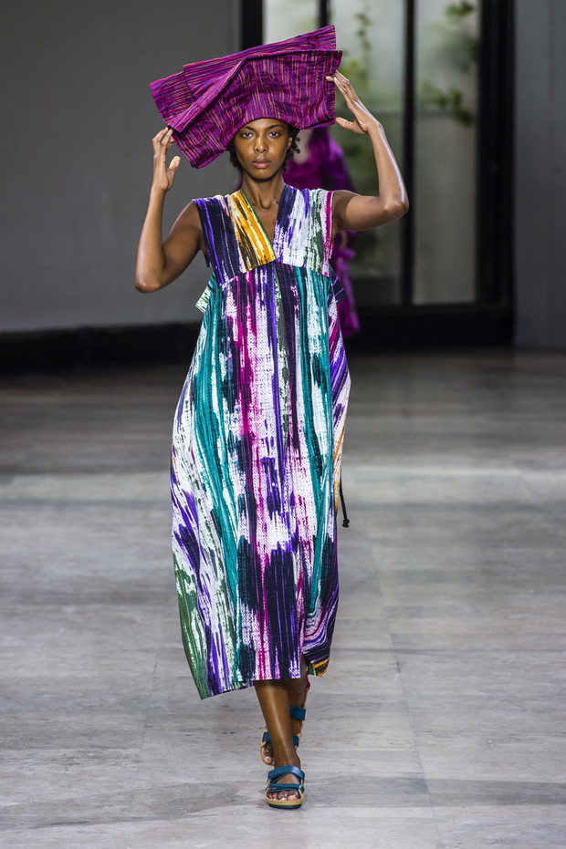 Pokaz Issey Miyake SS19