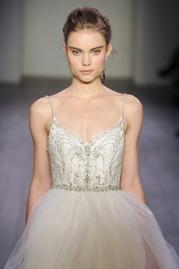 Suknie ślubne Alvina Valenta jesień-zima 2015/2016