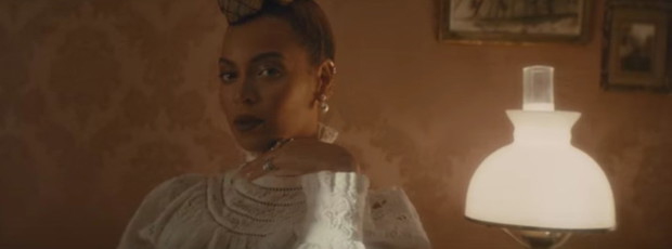 Beyoncé Formation - stylizacje gwiazdy