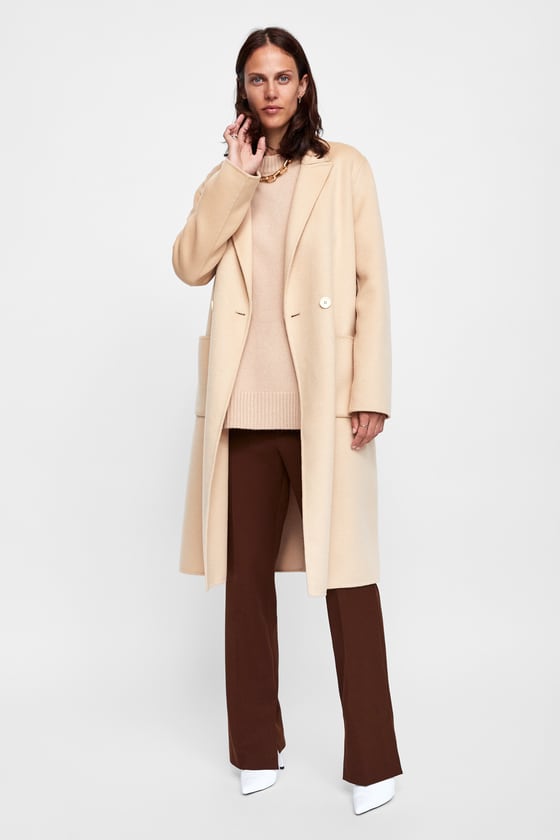Luźny płaszcz ZARA 499,00