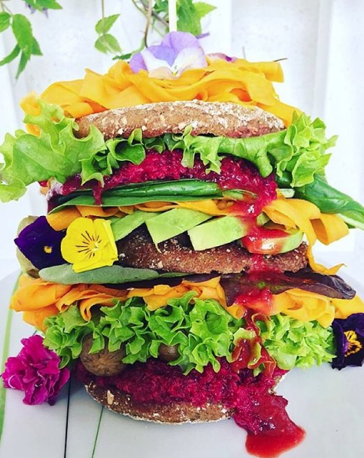#BESTOFVEGANBURGER - hit na Instagramie, fot. @roymansky