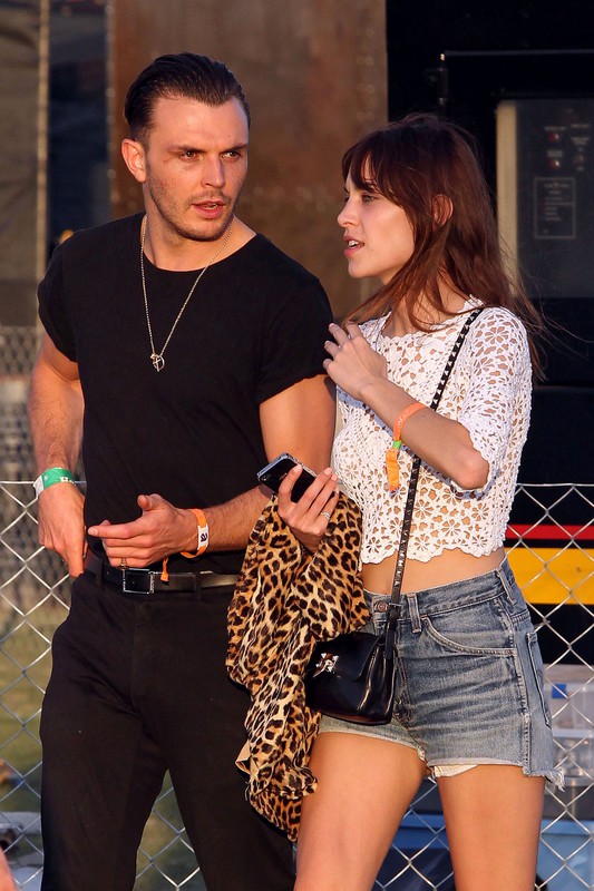 Modelki na festiwalu Coachella - sprawdź ich stylizacje!