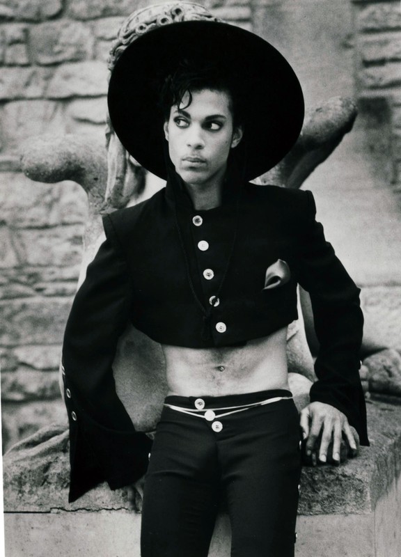 Prince- przypominamy styl legendarnego wokalisty