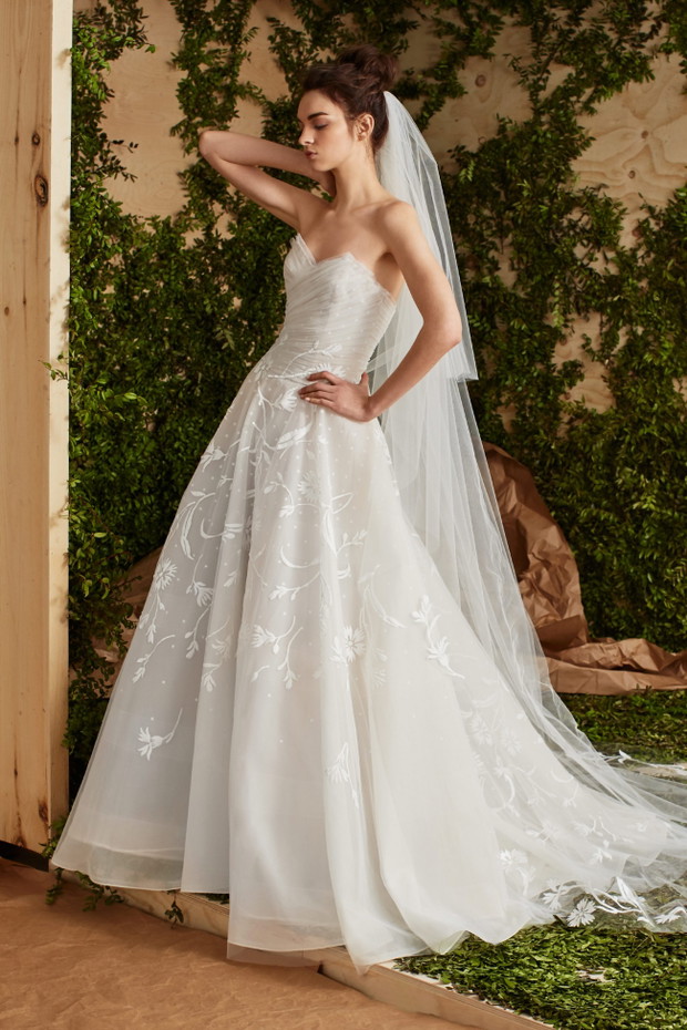 Suknie Ślubne Carolina Herrera wiosna 2017