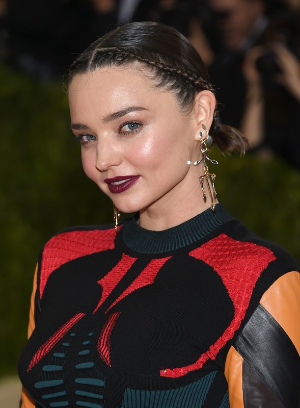 Met Gala 2016: makijaż i fryzury gwiazd