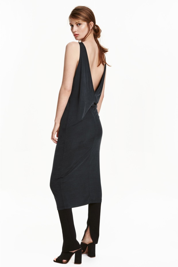 Modne sukienki z sieciówek lato 2016, H&M, 139,90 zł, fot. mat. prasowe