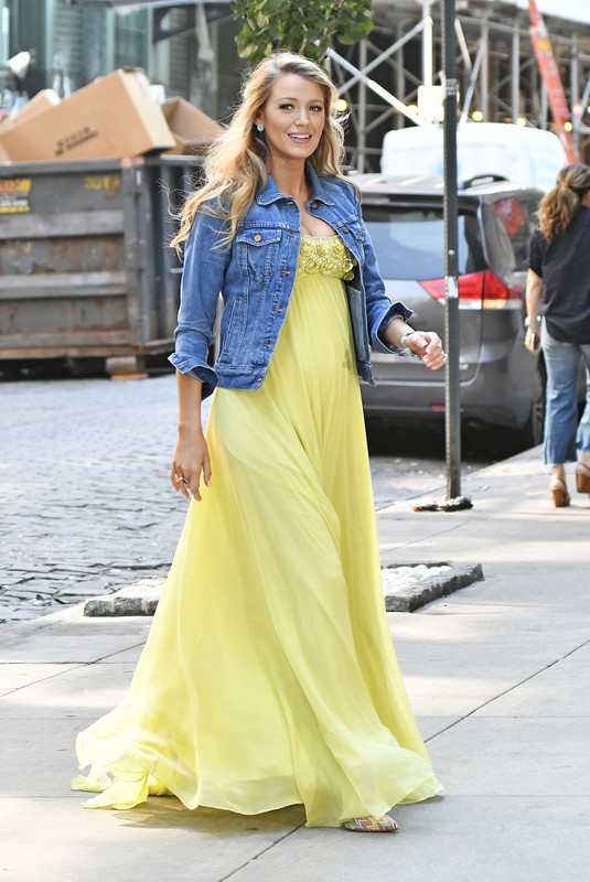 Blake Lively w ciąży. Zobacz stylizacje gwiazdy!