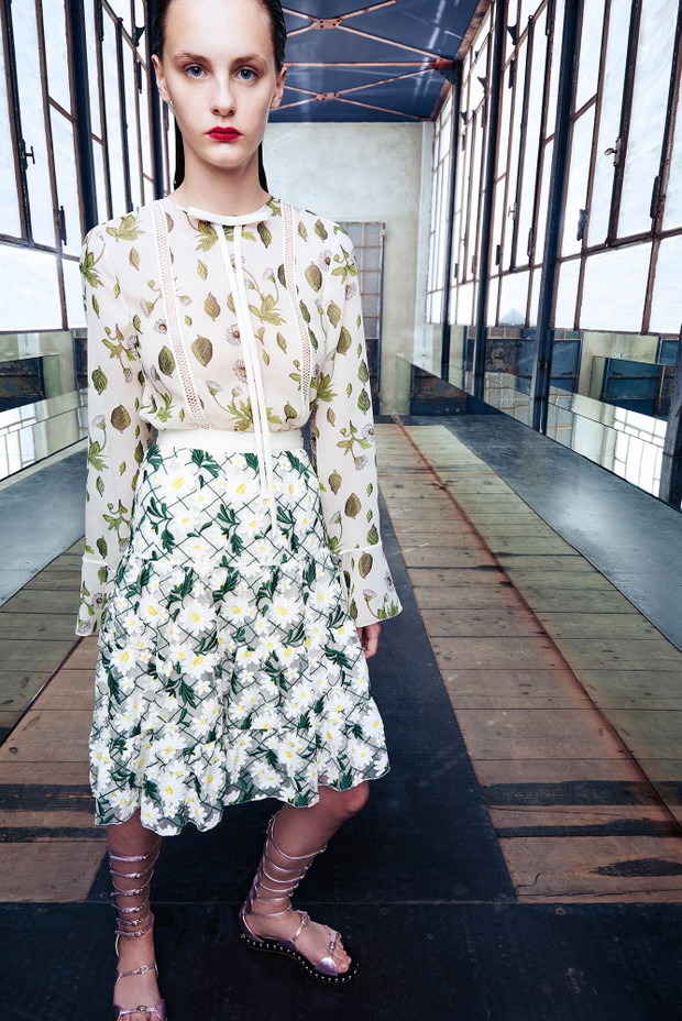 Giambattista Valli Resort 2017
