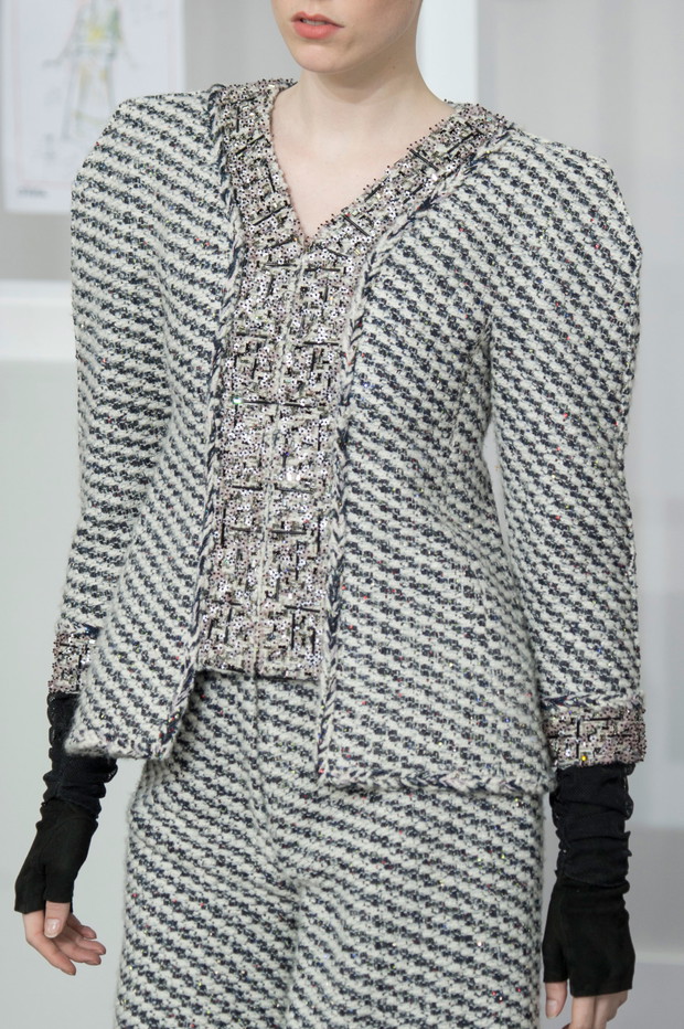 Chanel haute couture jesień-zima 2016/2017 - detale, fot. Imaxtree